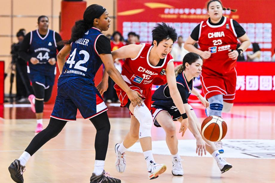 开云官网-2026年中国女篮热身赛 中国队战胜国际女篮联队